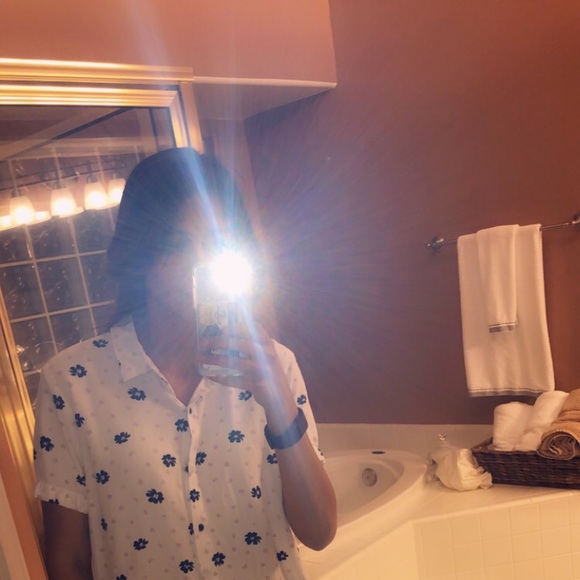 Meet your Posher, Alexa - Picture 1 of 1